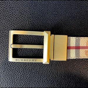 Burberry belt 35-38 size and multicolored